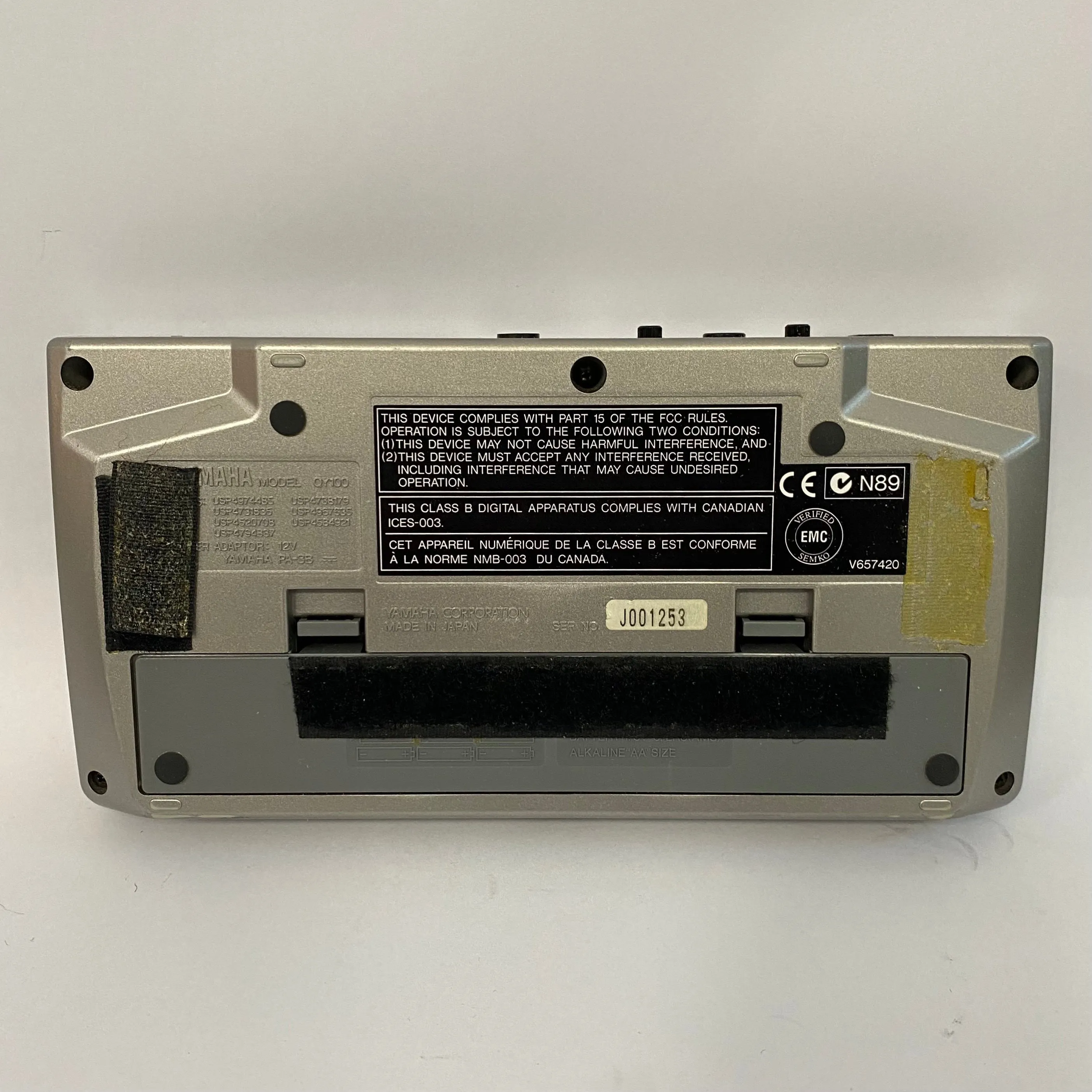 Yamaha QY100 Sequencer with CompactFlash Card